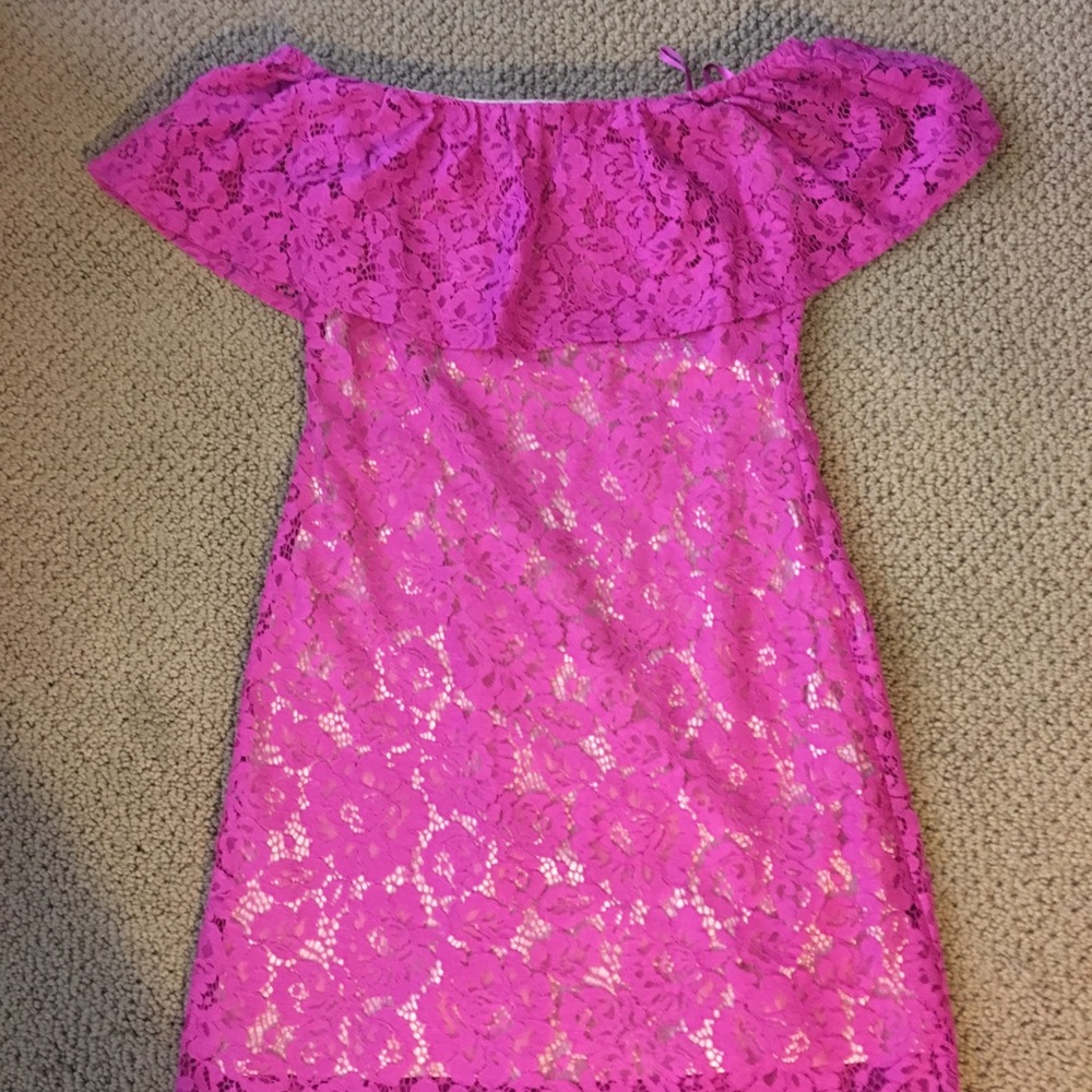 Size 4, Eliza J lace magenta dress!